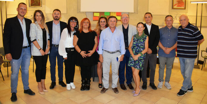 gruppo (1)