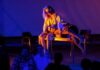 Venerdì 24 settembre (questa sera) al Teatro Sanzio di Urbino “Il gallo del mal di testa”