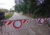 Palo del telefono pericolante, chiusa al traffico via Fenile a Fano