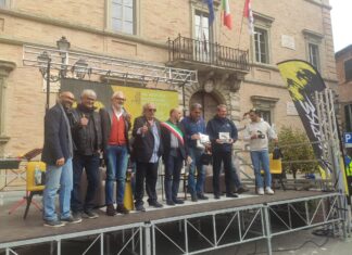 Tartufo d’oro e motori: a Sant’Angelo in Vado un paddock degno di un Gran Premio
