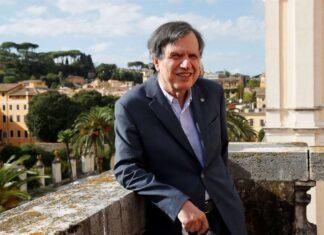 Il plauso dell’Università di Urbino al Premio Nobel Giorgio Parisi, al quale conferì la Laurea ad Honorem il 3 maggio 2005