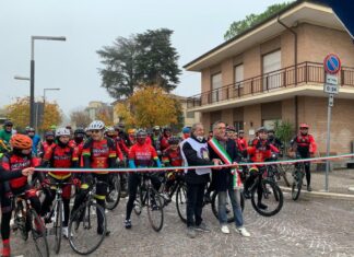“Prima del Tempo”, associazione di volontariato per bambini prematuri, va in bici. Da Calcinelli a Fano a sostegno della genitorialità