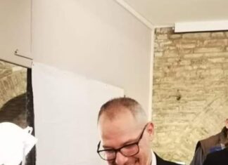 Alla biblioteca di San Lorenzo in Campo si presenta il libro “(C)ozzì è la vita. Storia di Sara” di Giammarco Cecconi