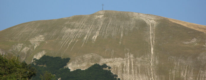 monte-catria-versante-ovest