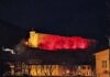 ‘Il Natale che non ti aspetti’ colora la provincia di Pesaro Urbino di rosso speranza