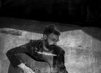 Il cantautore Carsico presenta a San Costanzo il suo album d’esordio “Terra/Cielo”
