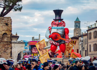 La Regione Marche assegna al Carnevale di Fano 2021 50mila euro