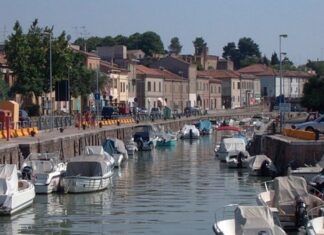 Minardi replica a Ilari sul dragaggio del porto di Fano: “Cercare la rissa politica con chi prova a risolvere i problemi di Fano significa soffrire di protagonismo”