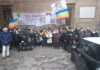 Fano, affollato sit-in per i lecci di piazza Marcolini