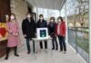 Defibrillatore donato dalla Bcc del Metauro al plesso di Isola di Fano