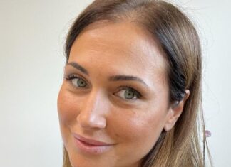 Daniela Ciacci e l’artistico progetto di riciclo: “I miei quadri sono amici del pianeta”