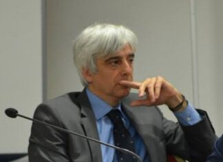 Urbino, il ricordo di Andrea Tontini a 10 anni dalla scomparsa: presentato il volume “Tra gli inorganici e il muro. Poesie e altri scritti”