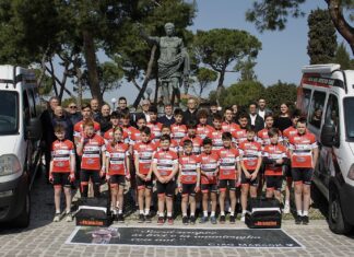 Ciclismo, Alma Juventus Fano presenta le formazioni ricordando Marco Ragnetti