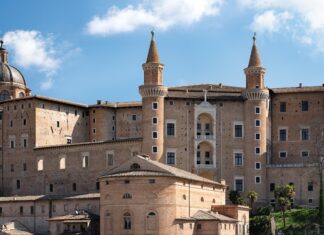 Iscrizioni aperte al “Cammino del Duca”: da Urbino a Gubbio in cinque giorni dal 29 giugno al 3 luglio