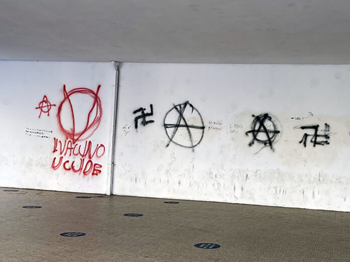 scritte