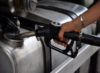 Caro gasolio, le Marche mettono sul piatto 500mila euro per fronteggiare la questione