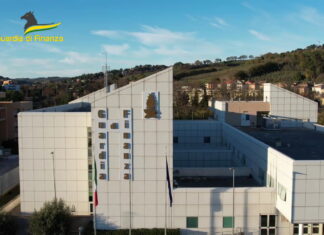 Finanza di Pesaro, sette denunce per condotte illecite nell’ambito di appalti pubblici