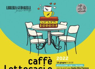 A Pergola Caffè Letterario ai piedi della torre