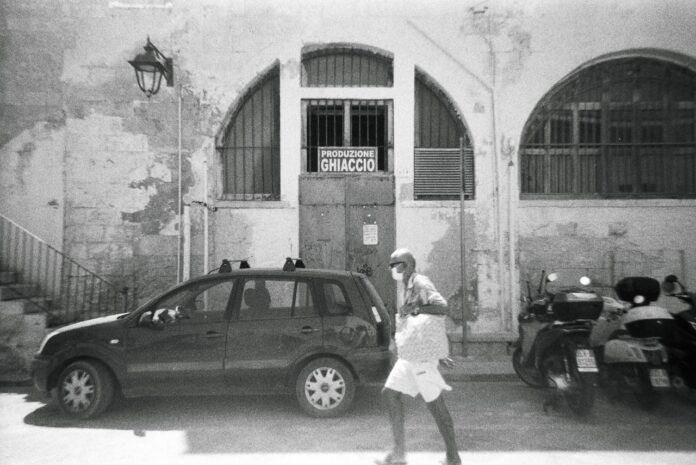 thumbnail_Fotografia-analogica_2-Credits-Mattia-Barbotti