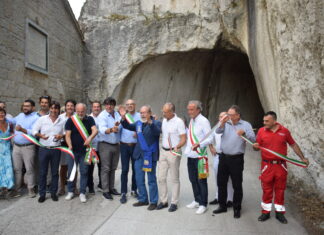 Giornata di festa, riaperto al traffico il Passo del Furlo