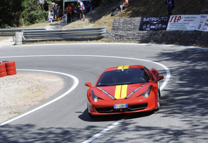 TLF21 Raduno GT a Gubbio phPhotoStudio
