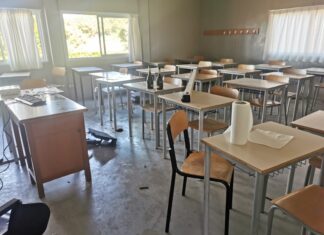 Atti vandalici al Cecchi, Paolini: “Ferma condanna, da subito al lavoro per ripristinare i danni”