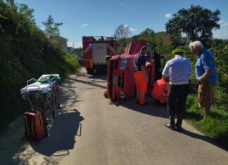 Fano, incidente a Magliano. Intrappolata nell’abitacolo la donna ferita