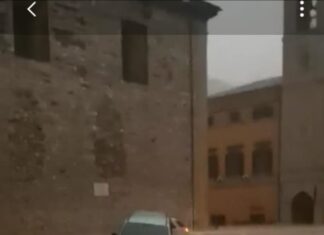 Alluvione, le Marche con il pianto nel cuore: dieci morti, tre dispersi