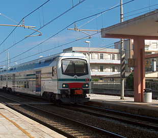 Stazione_di_marotta-mondolfo_con_vivalto