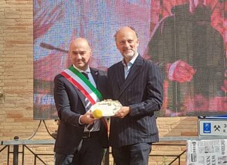 A Moreno Cedroni il primo Tartufo d’Oro della Mostra Nazionale del Tartufo