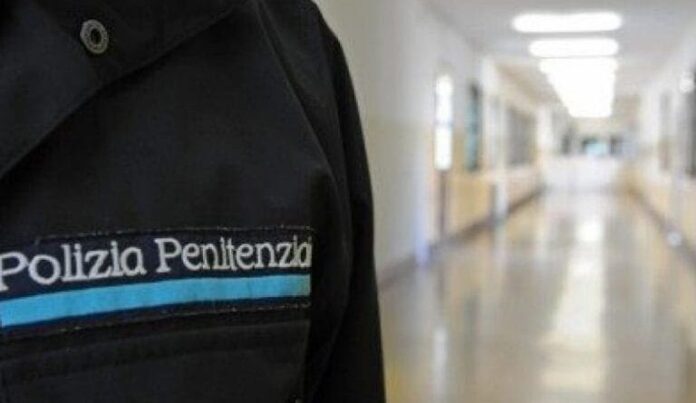 polizia-penitenziaria-carcere-1200x1200-1-768x768-1-768x445