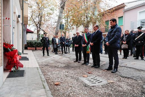 Violenza donne/Violenza donne, La Russa a Fano rende omaggio a ucraina uccisa
