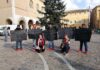 Fano, islamici in scarpe rosse per dire “No alla violenza sulle donne”
