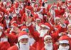 Babbi Natale in parata ad Apecchio per la Lega del Filo d’Oro