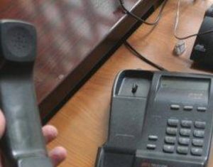 Cantiano, parte del paese senza linea telefonica da tre settimane. E l’alluvione non c’entra…