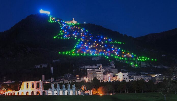 albero-natale-gubbio-grande-record-mondo