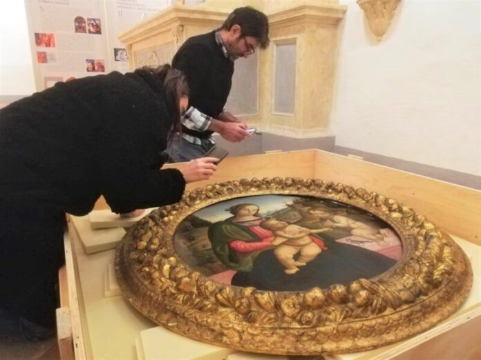 p19_allestimento-mostra-tondo-cantiano-a-gubbio-800x600