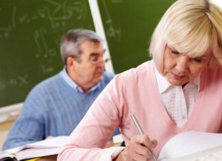 Università Terza Età: la giunta regionale delibera i criteri di erogazione dei contributi e stanzia 60 mila euro per l’anno accademico 2022/23