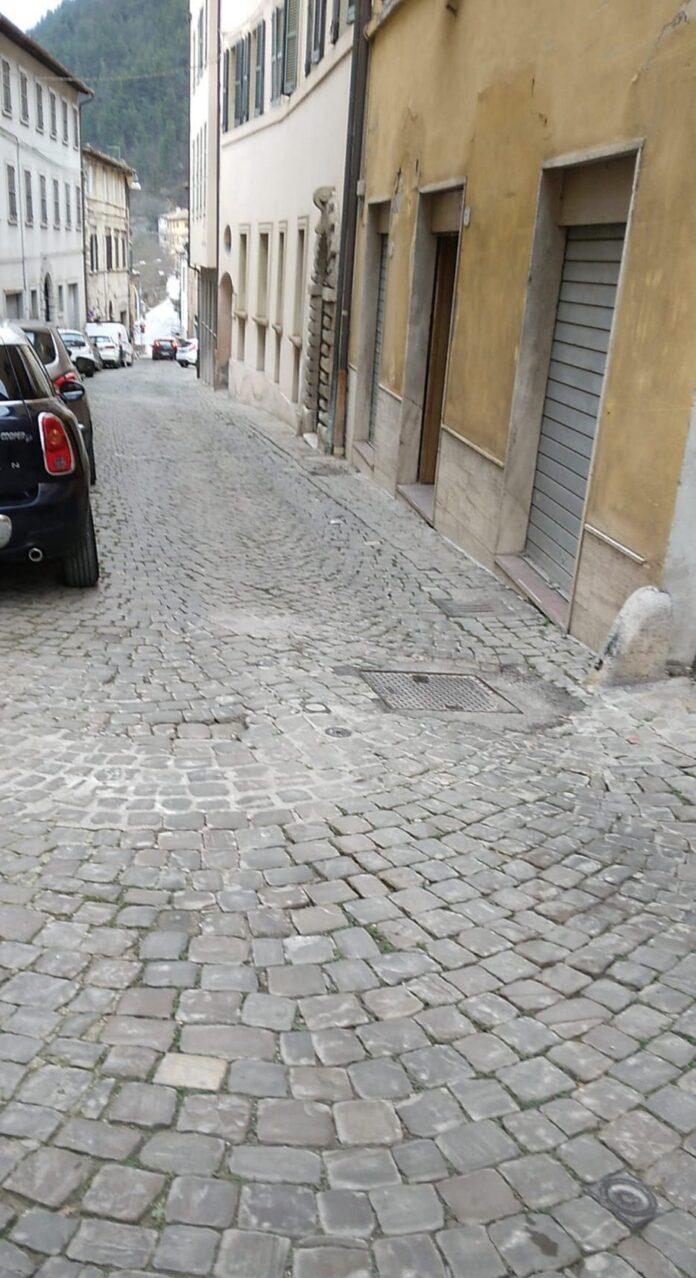 VIA ROMA