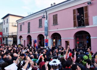 Acqualagna, l’unico paese al mondo dove a Carnevale si lanciano tartufi. E la Fiera arriva alla 38esima edizione