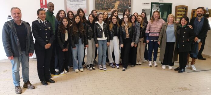 Alunni e docenti in carcere