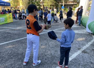 Fano Baseball ’94 una vittoria e una sconfitta a Potenza Picena. E in prima fila nell’evento “Gioco nel mio Quartiere”