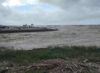 Costa sferzata dal maltempo, a Fano danni e disagi