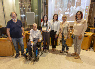 Premiati in Provincia i vincitori del concorso «Il valore della solidarietà». Prima Camilla Sensori della Scuola del Libro di Urbino