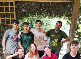 Solidarietà prima degli esami: ragazzi di quinta dell’Itis “Mattei” Urbino a Faenza per aiutare prima della maturità