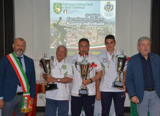 Campionato italiano di ruzzola individuale, anconetano sale sul podio a quasi 80 anni