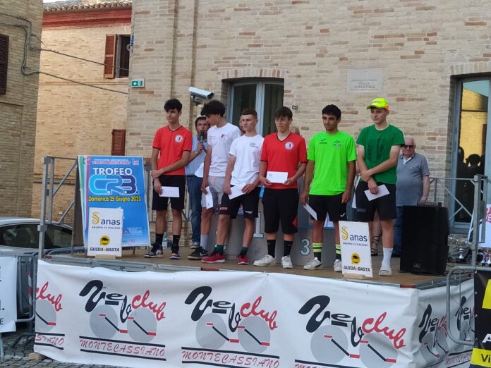 premiazioni con Tinti e Nicoloso