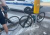 Fano, scontro moto-bici: cadono sull’asfalto centauro e ciclista