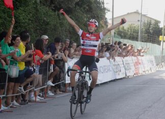 Giacomo Sgherri (SCD Alma Juventus Fano) trionfa nella corsa in ricordo dei compianti Michele Santini e Stefano Ferri
