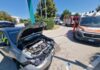 Auto sbatte nel parcheggio del Fanocenter, ferita coppia di anziani